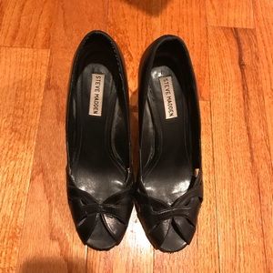 Steve Madden peep toe black leather heels